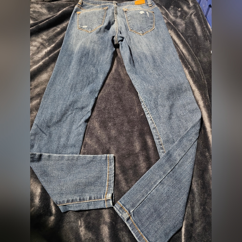 Judy Blue Skinny Fit Juniot 7/28 - Picture 2 of 6